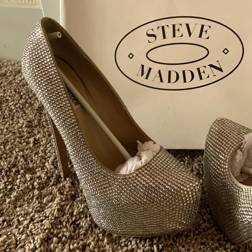 6 inch crystal platform heels
